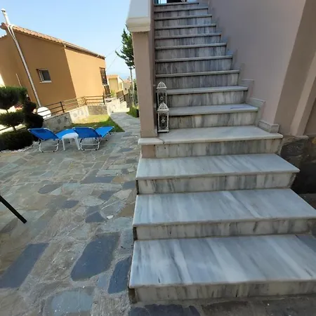 Ina's Masionette Apartamento Nea Iraklitsa