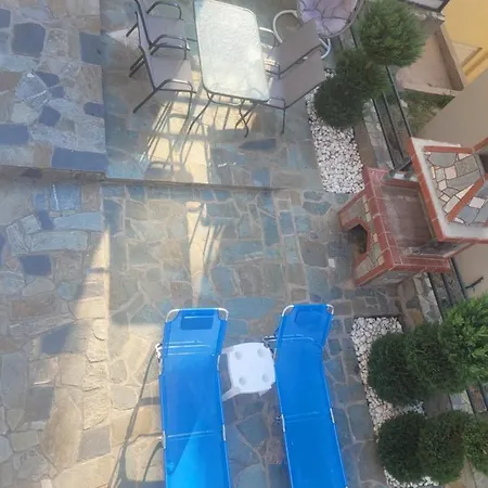 Ina's Masionette * Nea Iraklitsa