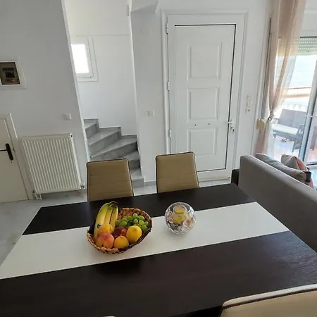 Ina's Masionette Apartment