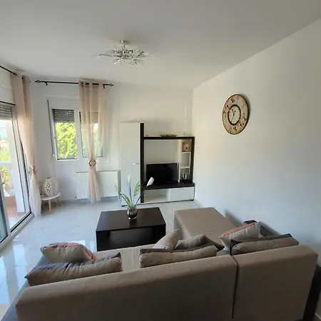 Apartment Ina's Masionette Nea Iraklitsa