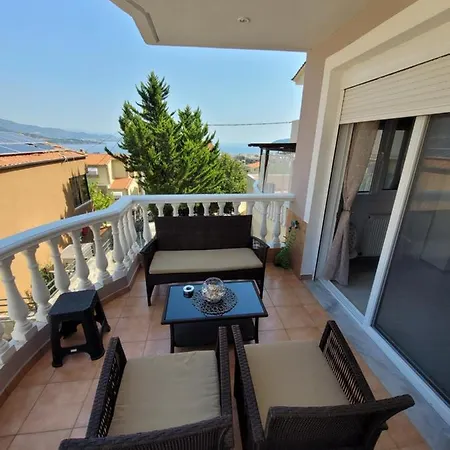 Ina's Masionette Apartment