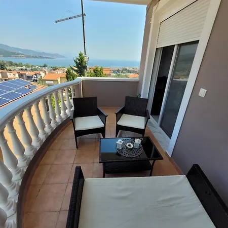 Ina's Masionette Apartment